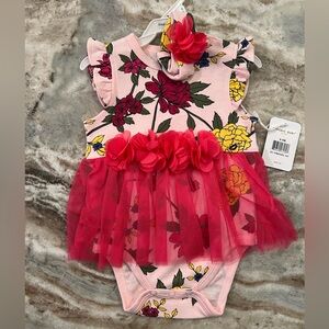 Baby floral onesie with layered skirt 🩷